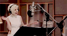 perfectilusion:  Tony Bennet and Lady Gaga won the Grammy for Best Traditional Pop Vocal Album. Congratulations!
