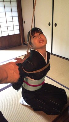 japanesebdsmofficial:  Kinbaku Naka AkiraModel