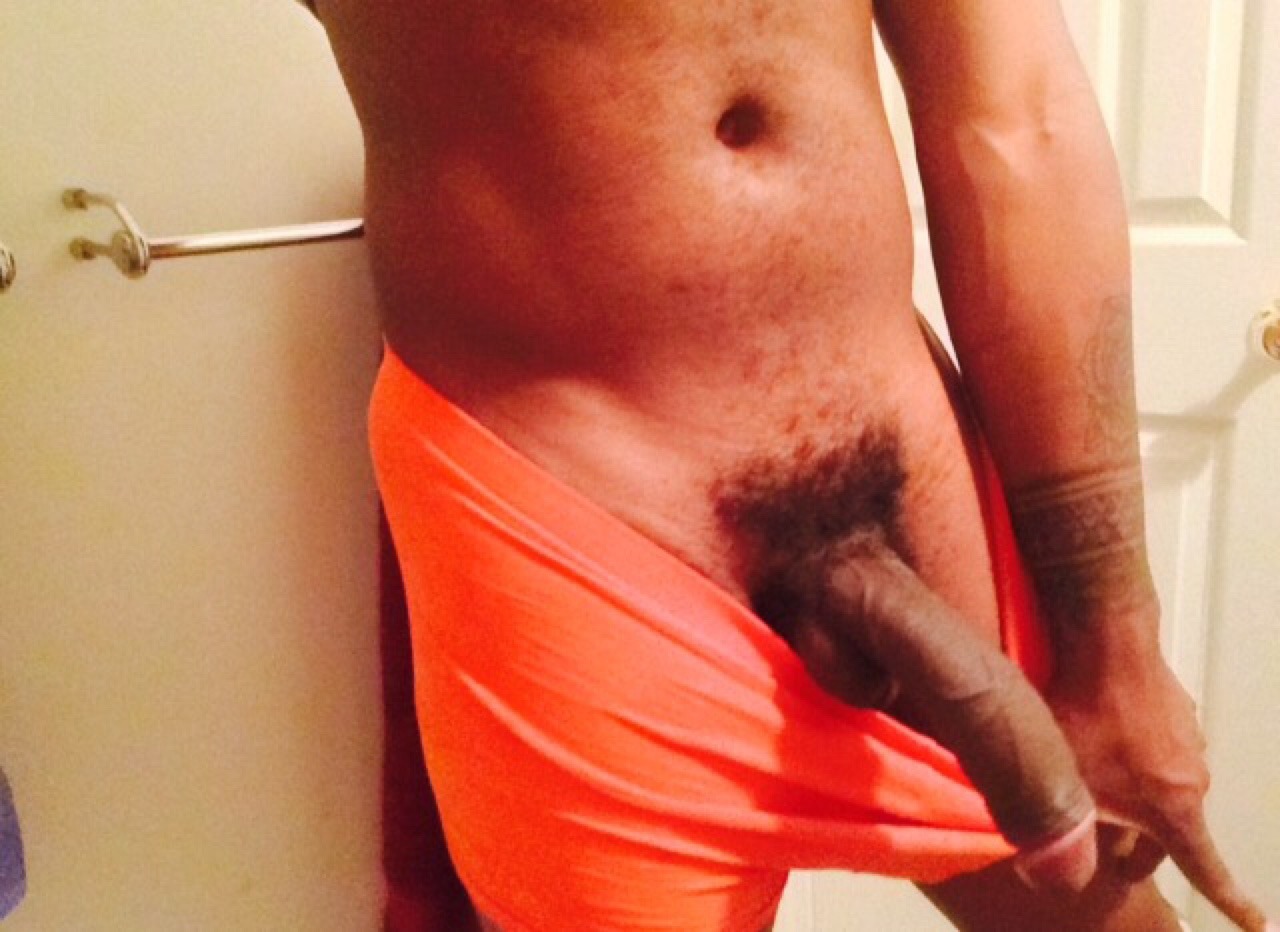 evanbigdick:  FOLLOW ME   Instagram : Saint.Luis  Snapchat : SterlingLuis   Tumblr: