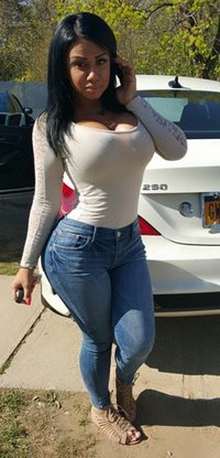 jcarson702:  @exoticarabbb