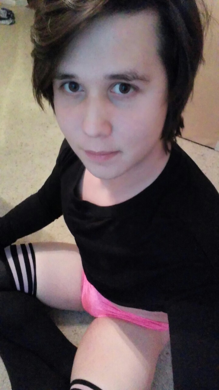 adorathekitty:  Next set is gonna be lewd, are ya readeh?