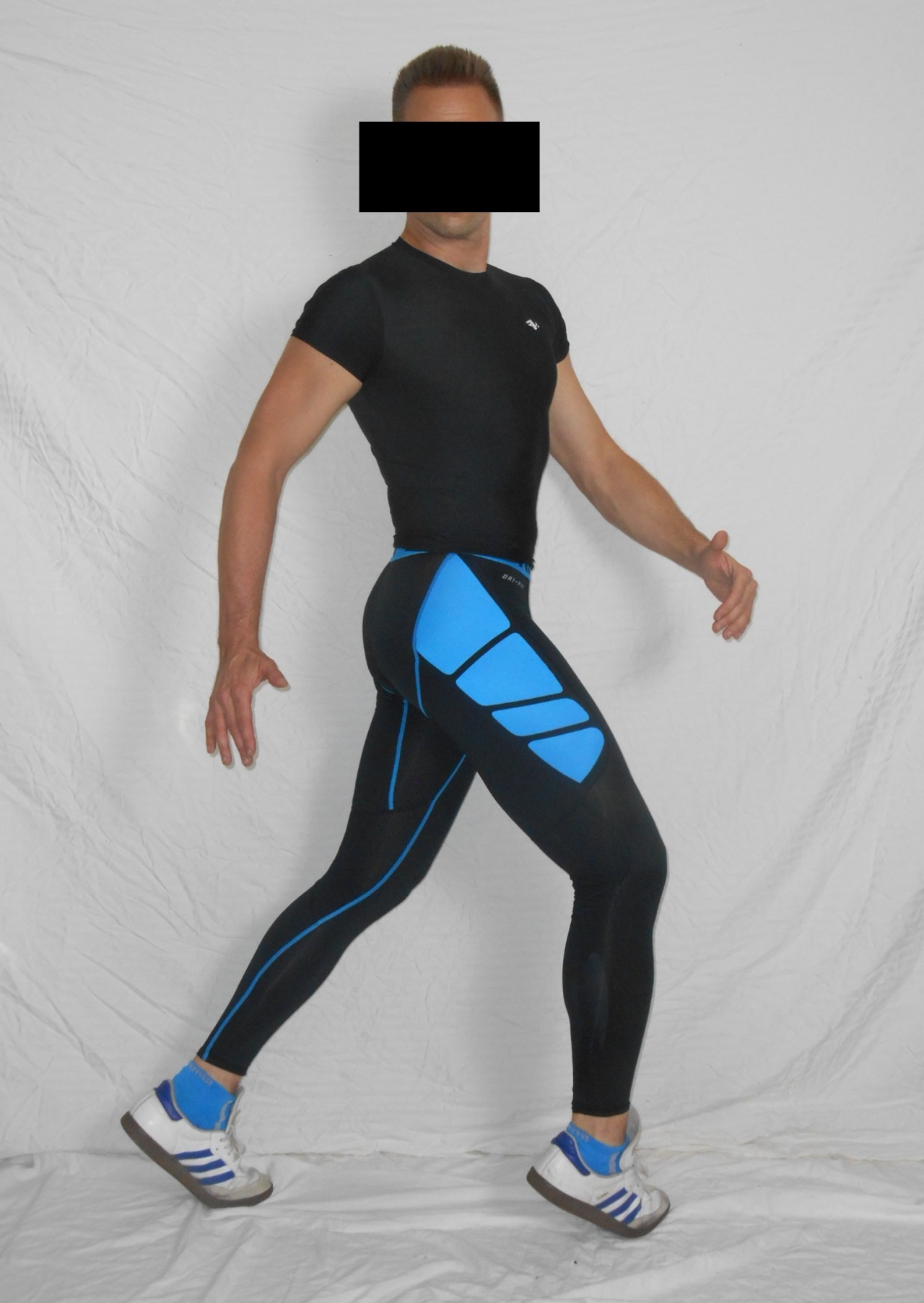 Spandex Sports — NIKE Pro Combat 7/8 Tights (Black with Blue)