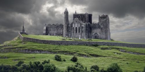 (via Rock of Cashel, once home to the Celtic Kings : castles)