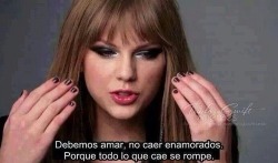 un-vacio-dentro-de-mi:  me—destruiste:  -Taylor Swift. ( http://me—destruiste.tumblr.com )