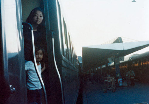  Japanese photographer Chino Otsuka’s took old photos from her childhood and put pictures of her present self in them, creating lovely double self-portraits. 