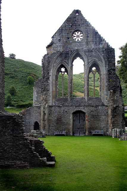 visitheworld:Ruins of Valle Crucis Abbey in Denbighshire / Wales (by Silver Pepper).