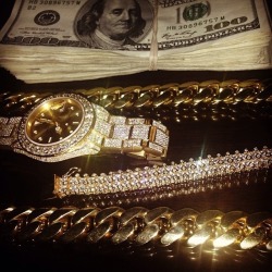 flawlessjewelry:  Rolex x Cuban Links. 