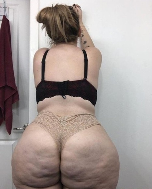 bigbootydepot: jexkaawolves ❤❤