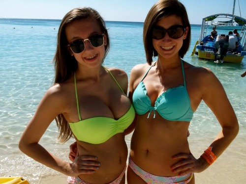 bikiniboobsbutts:When Your Little Sister is Bigger