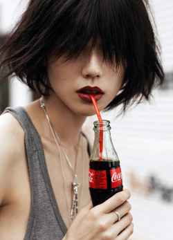 stormtrooperfashion:  Tao Okamoto by Lachlan