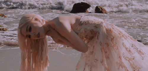 taeyeonissm: “ I used to feel so hollow, shallow, vacant  ”BORN AGAIN, tiffany young (20