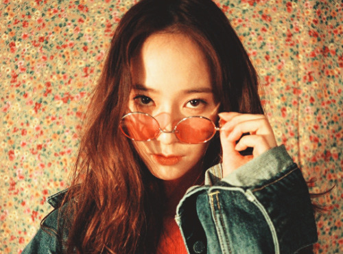 Porn Pics femaleidols:  krystal x nylon japan