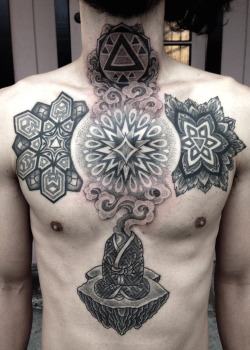 sacredgeometrytattoos:  Daniels’ Torso Michael E. Bennett FTW Tattoo, Oakland childthepeacemakertattoo.tumblr.com