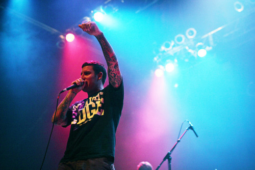 m0ths-to-a-flame:  Parkway Drive by Ashley Newby on Flickr.