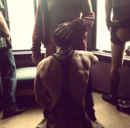 belvnnythng:  twoxfun:  Nice  Damn. Hot