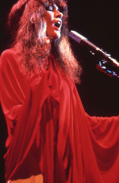 goldduststevie:By request: pics of Stevie wearing the red shawl and the Tusk bun.