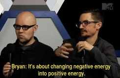heartcoma:  MTV SDCC 2013 Interview with Legend of Korra Team:Michael Dimartino and Bryan Konietzko discuss Unalaq’s special waterbending skill (which I like to call it, Spiritbending)(x) 