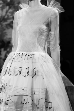    Valentino, Spring 2014 Couture (Runway