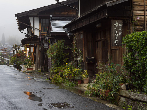 thekimonogallery:Old town of Tsumago, Japan in the rain.  Photography by Bernard Languillier on Flickr