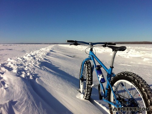 fatbikedotcom:  Wallpaper Wednesday - Sylvan Lake, Alberta Ice Road bit.ly/1pxpwO5