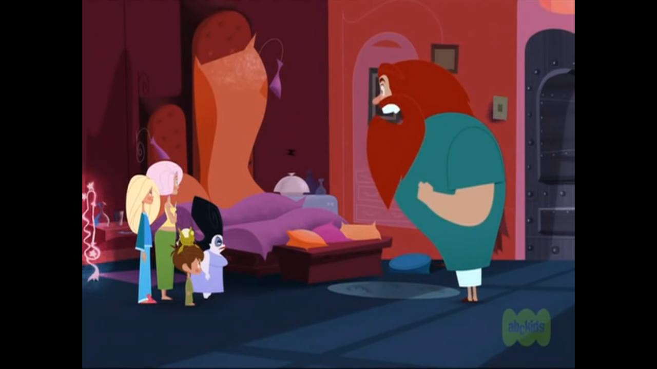 Still more of Gregore in boxers