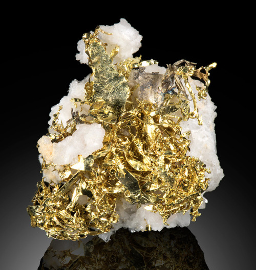 hematitehearts - Crystallized Native Gold on Quartz...