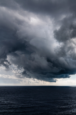 plasmatics-life:  Storm from the sea ~ By Zsolt Varanka