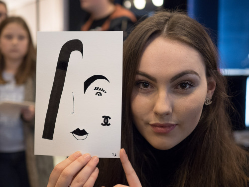 Face-o-mat performing for Hermès in Paris. www.face-o-mat.com - Instagram - Faceboo