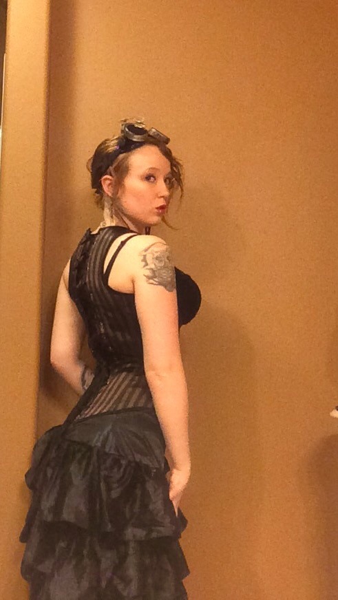 savingthrowvssexy:  holycherriesbatcave her Steampunk Corset.