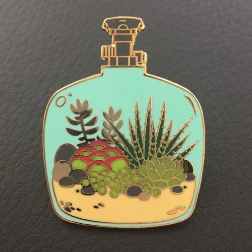 sosuperawesome:Enamel PinsVictoria Orolfo on EtsySee our #Etsy or #Enamel Pins tags 