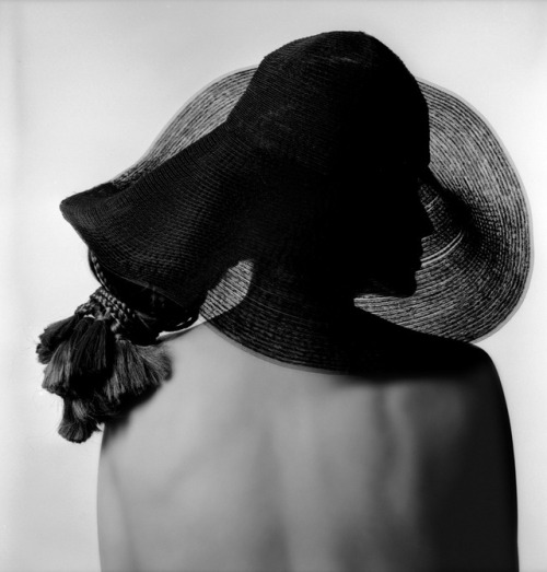 joeinct:  Beverly Johnson, Photo by Jean-Jacques Bugat, 1960