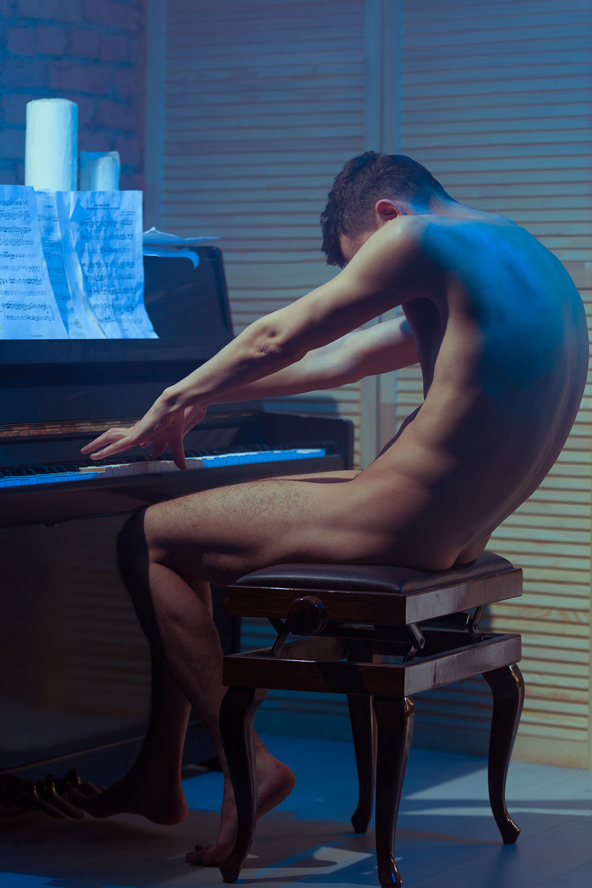 foto-maniac3:    Water, fog and music photographed by Michael Balaev        