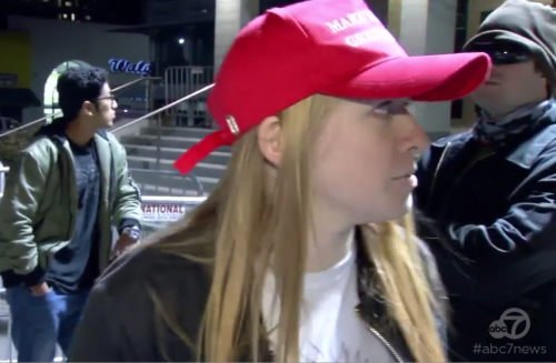 iamwizz:fnhfal:Trump supporter pepper sprayed at UC Berkeley riot.big mood