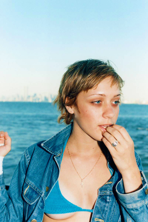 Porn  Chloë Sevigny on the Ferry, New York, photos