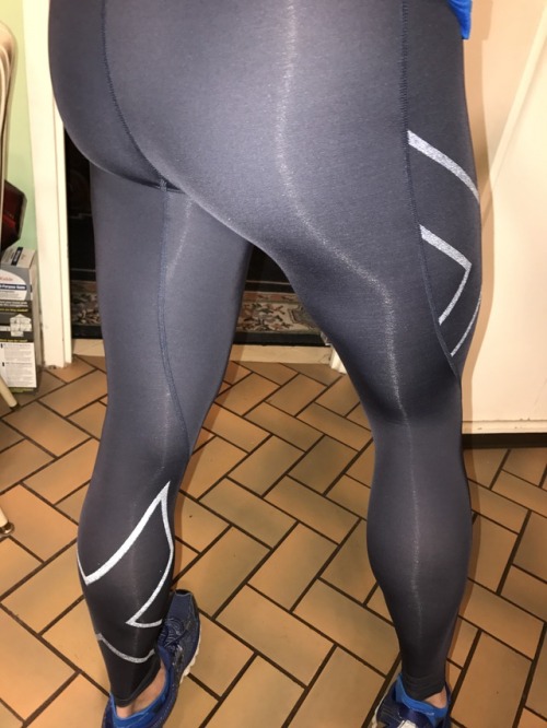 These 2XU tights are about as tight on me as you can get. They take a little effort to work up the l