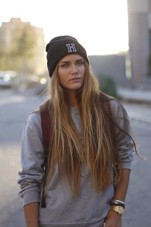 lipstick-lesbian:  ♀♡♀ 