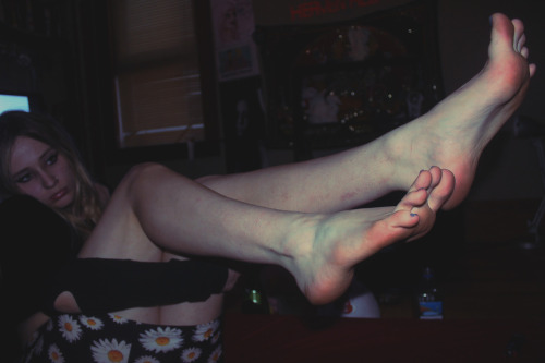 weloveyoungfeet:  Some randoms! 