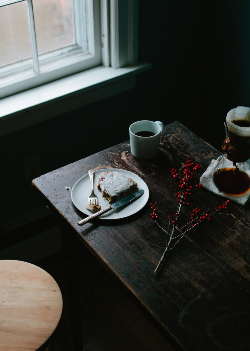 joestpierrephoto: Quiet evening of shooting (and eating). That raspberry scone was ahhhmazingg. 