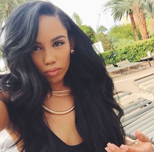 vogucci: nike-visions:bombshellssonly:@roccastillo- booty appreciation zone - p6ssy