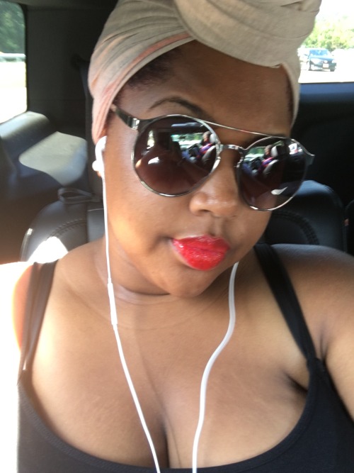 poeticmindset:  Happy Blackout Everyone ! 😘😘😘