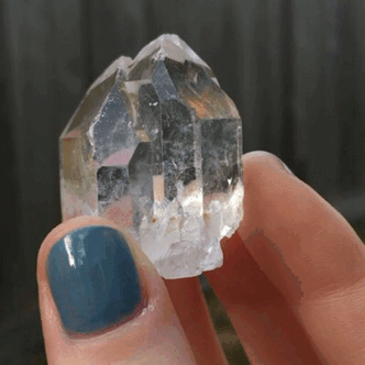 thecollegewitch: Loving my new lil selenite wand and cathedral quartz! These are my first crystals