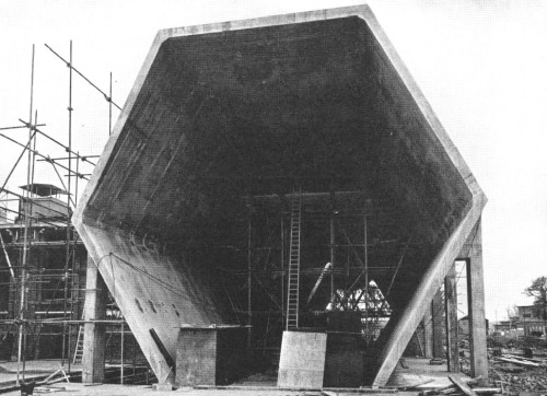 modernism-in-metroland: Propeller Test Bed, Hatfield Aerodrome (1948) by JM Munro and Son. Concrete 