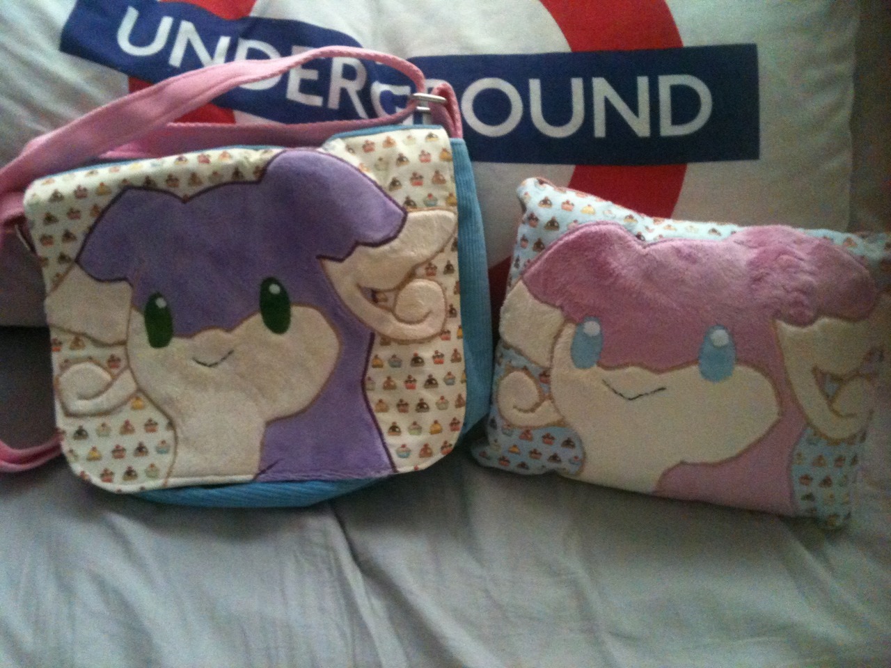 My bunne pillow n purse are here