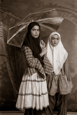 o-toto: from the Qajar series (1998-1999)