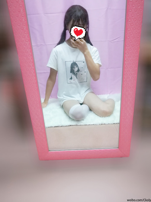 ckoly: 冒個泡 雙馬尾真可愛XD/謝謝大家的關注！對我來說是堅持下去的動力~！