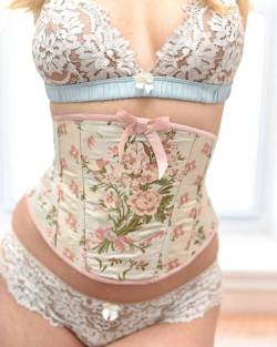 andantegrazioso:  N°1 rule of self-confidence boost: wear elegant and cute underwear |  angelafriedman  