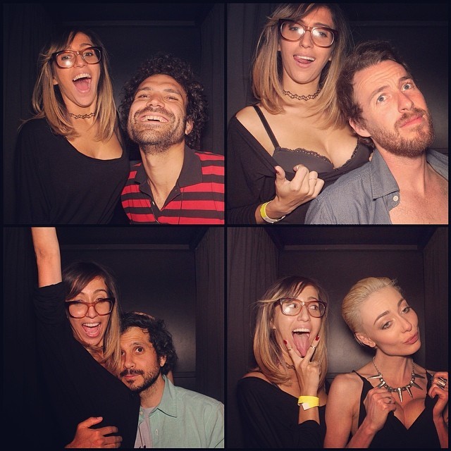 #photoboothdates #shenanigans #babetownusa (at Los Globos Nitghclub)