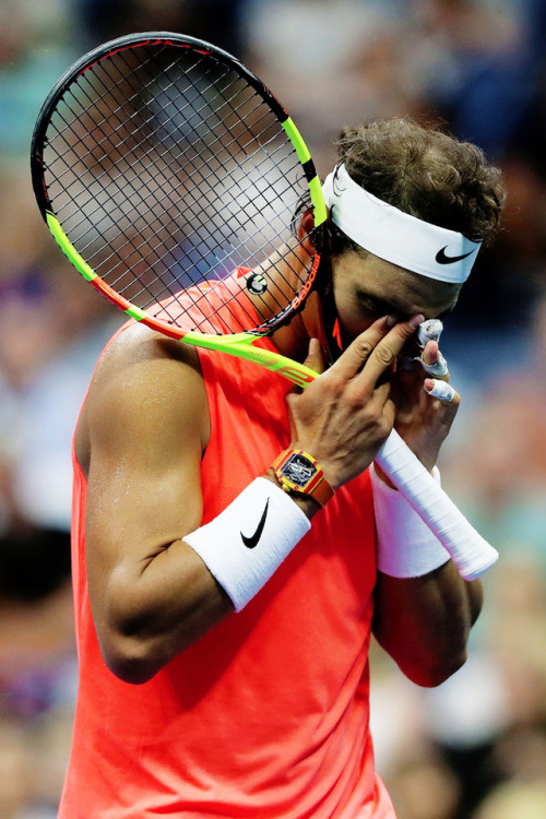 gymnasticians:Rafael Nadal defeats Karen Khachanov in the third round of the U.S. Open