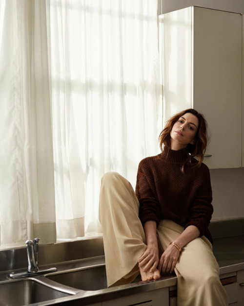 dailyfilmactors:Anne Hathaway Photographed for Sunday Times Style (February 2019)