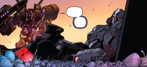 larrydraws:cryingovermtmte:picsofmegatron:MTMTE 52Somebody take Tarn out of the picture and clean up